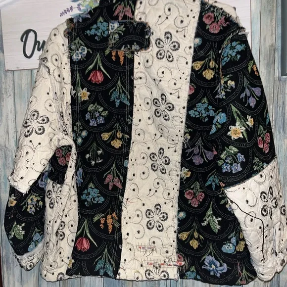 POL Large Floral Patchwork Jacket - Black and White - Picture 4 of 11